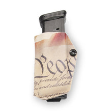 Load image into Gallery viewer, Mag Carrier Glock 19 23 32 9mm/.40/.357 Kydex Concealed Carry IWB Magazine Carrier / Holster