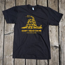 Load image into Gallery viewer, Don&#39;t Tread On Me Short Sleeve Unisex Black T-Shirt Gadsden flag

